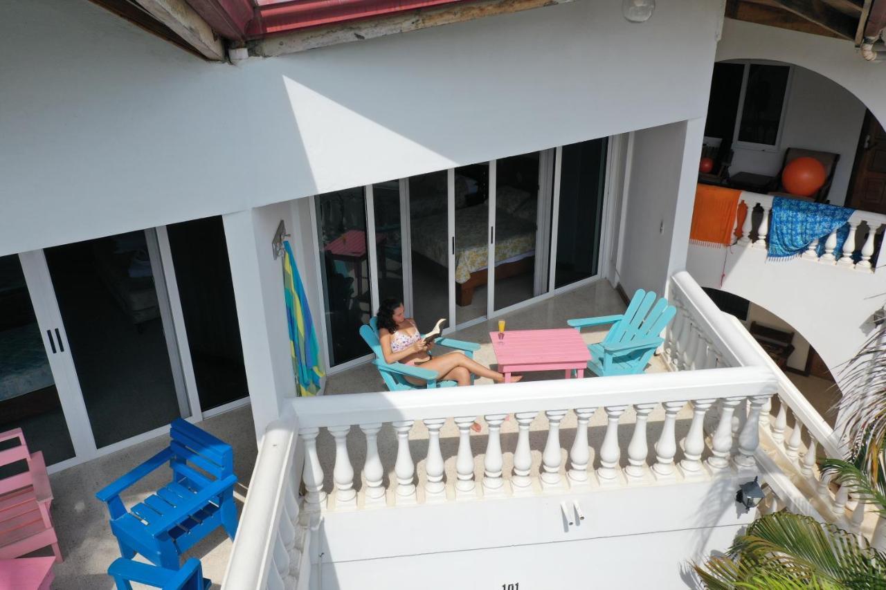 Hotel Mar Rey Tamarindo Kültér fotó